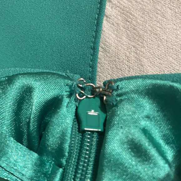 GIANNI BINI ONE SHOULDER DRESS SIZE 8 - Picture 4 of 4